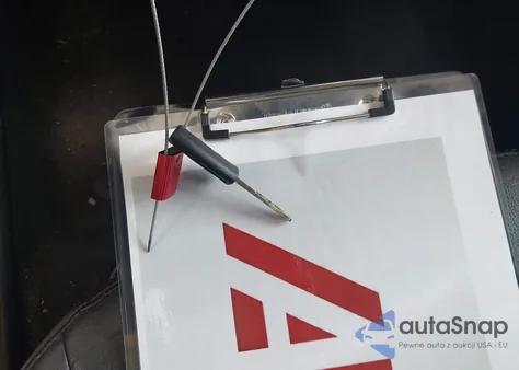 2014 Ford Focus Se z USA, uszkodzony, nr VIN 1FADP3F28EL435674